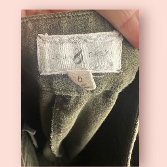 Lou & grey women’s pants olive green slacks size 6 utility zip pockets crop - Picture 2 of 4